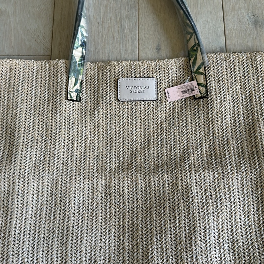 Victoria’s Secret beach bag. Brand New!